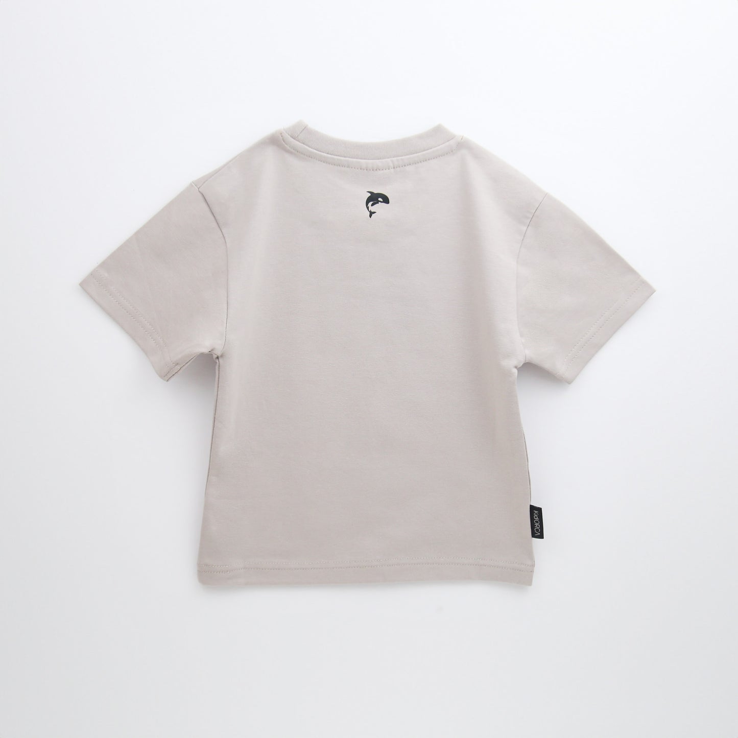 Organic cotton kids tee in dove grey color – back view