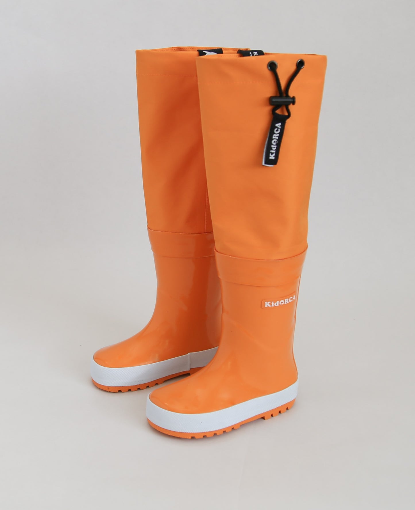 Kids cheddar rain boots with above-knee waders – front view