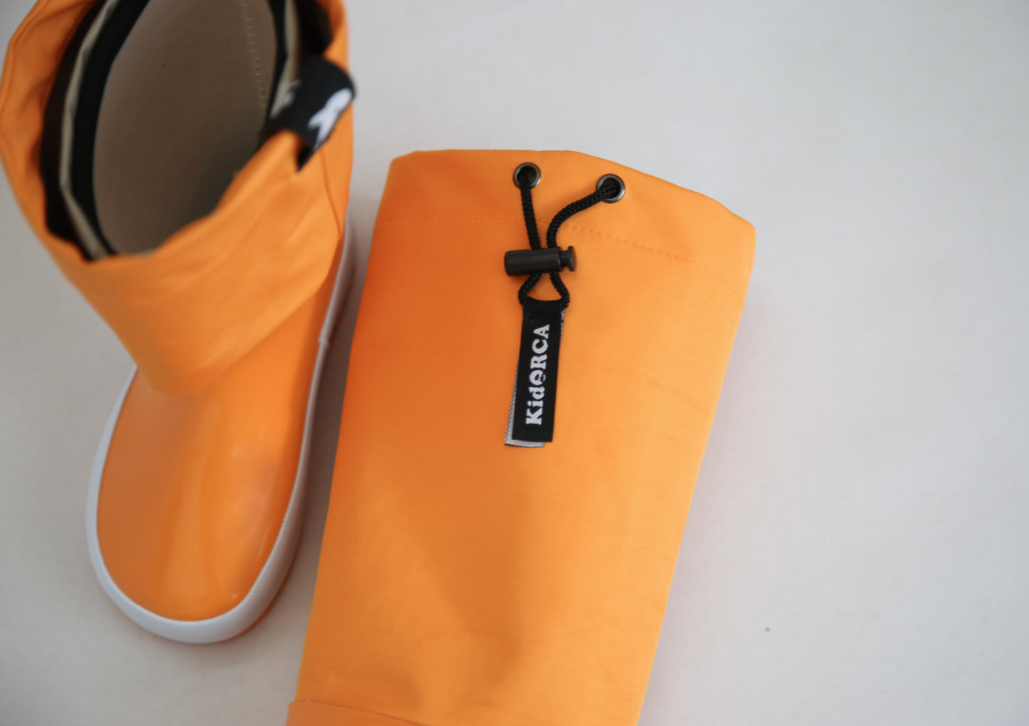 Close-up of waterproof rubber and non-slip sole – cheddar rain boots waders