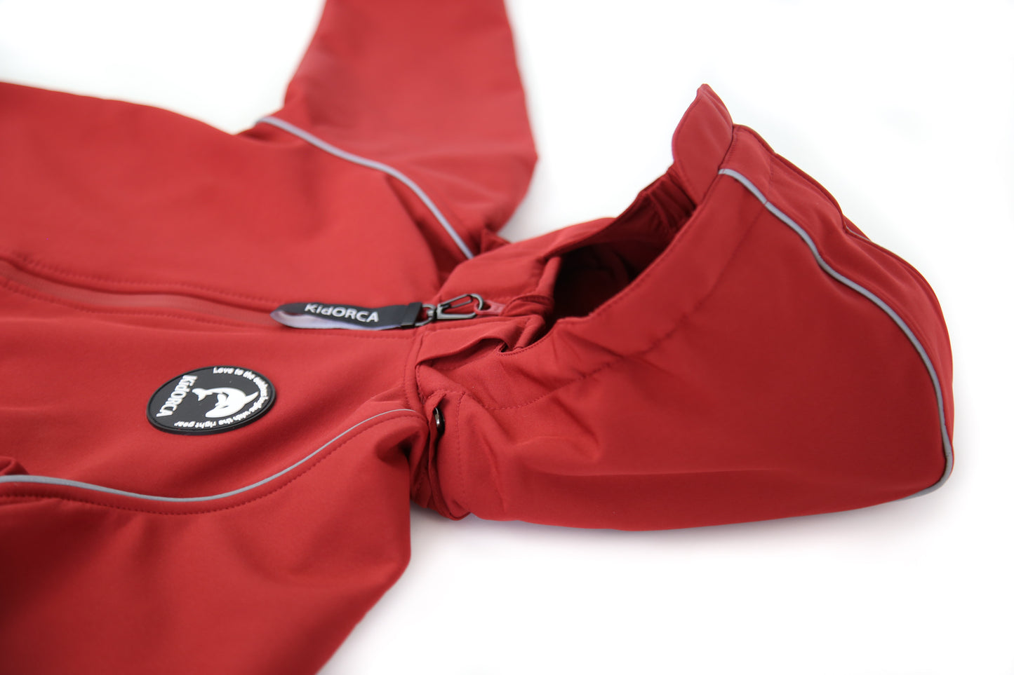 Close-up of waterproof breathable fabric – merlot softshell suit