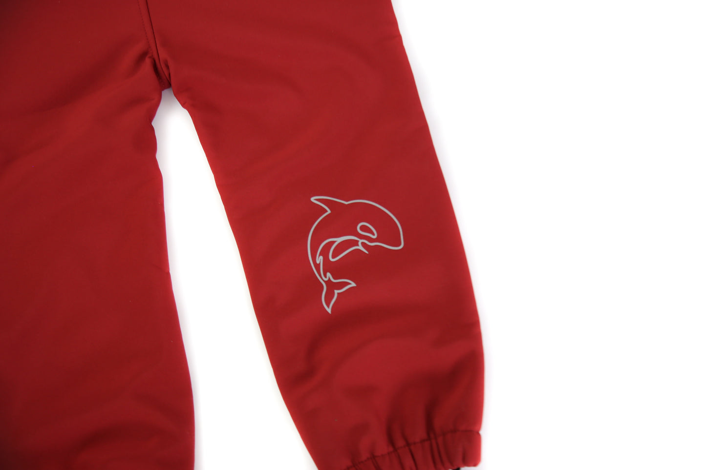 Close-up of waterproof breathable fabric – merlot softshell suit