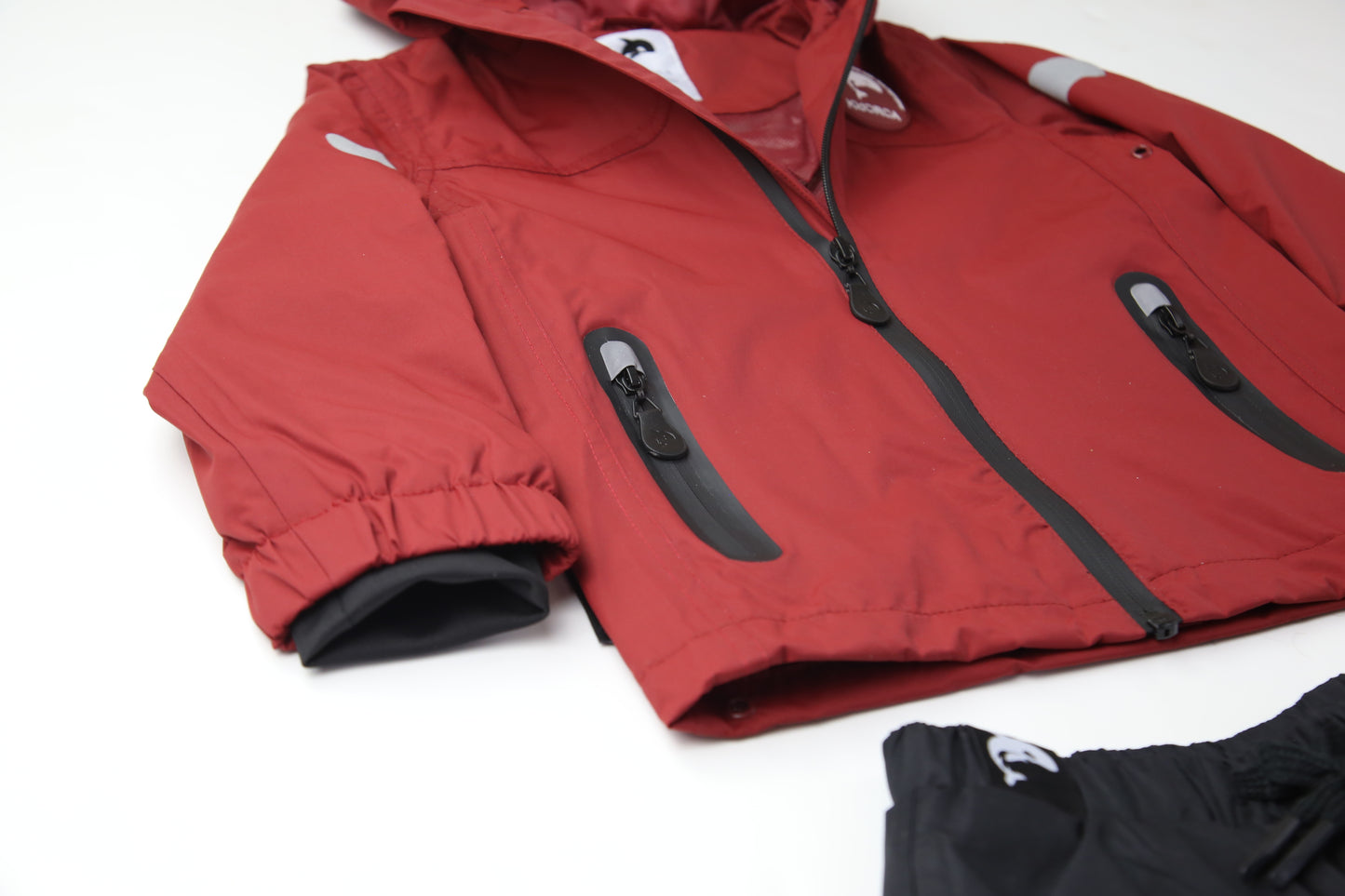 Kids merlot waterproof rain jacket – front view
