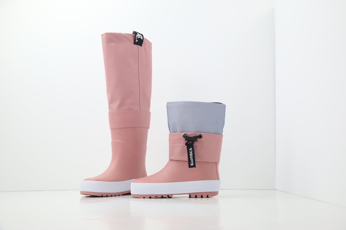 Close-up of waterproof rubber and non-slip sole – ash rose rain boots waders
