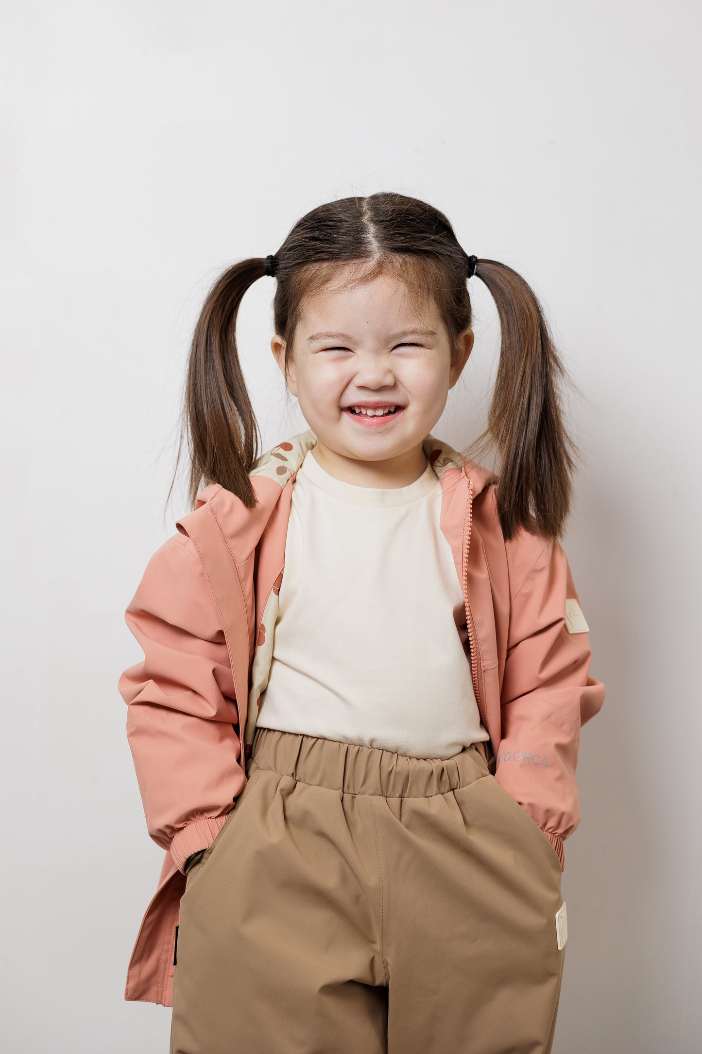 TOFINO Jacket Waterproof Packable Technical - Spring/Summer - Cameo / Cherry