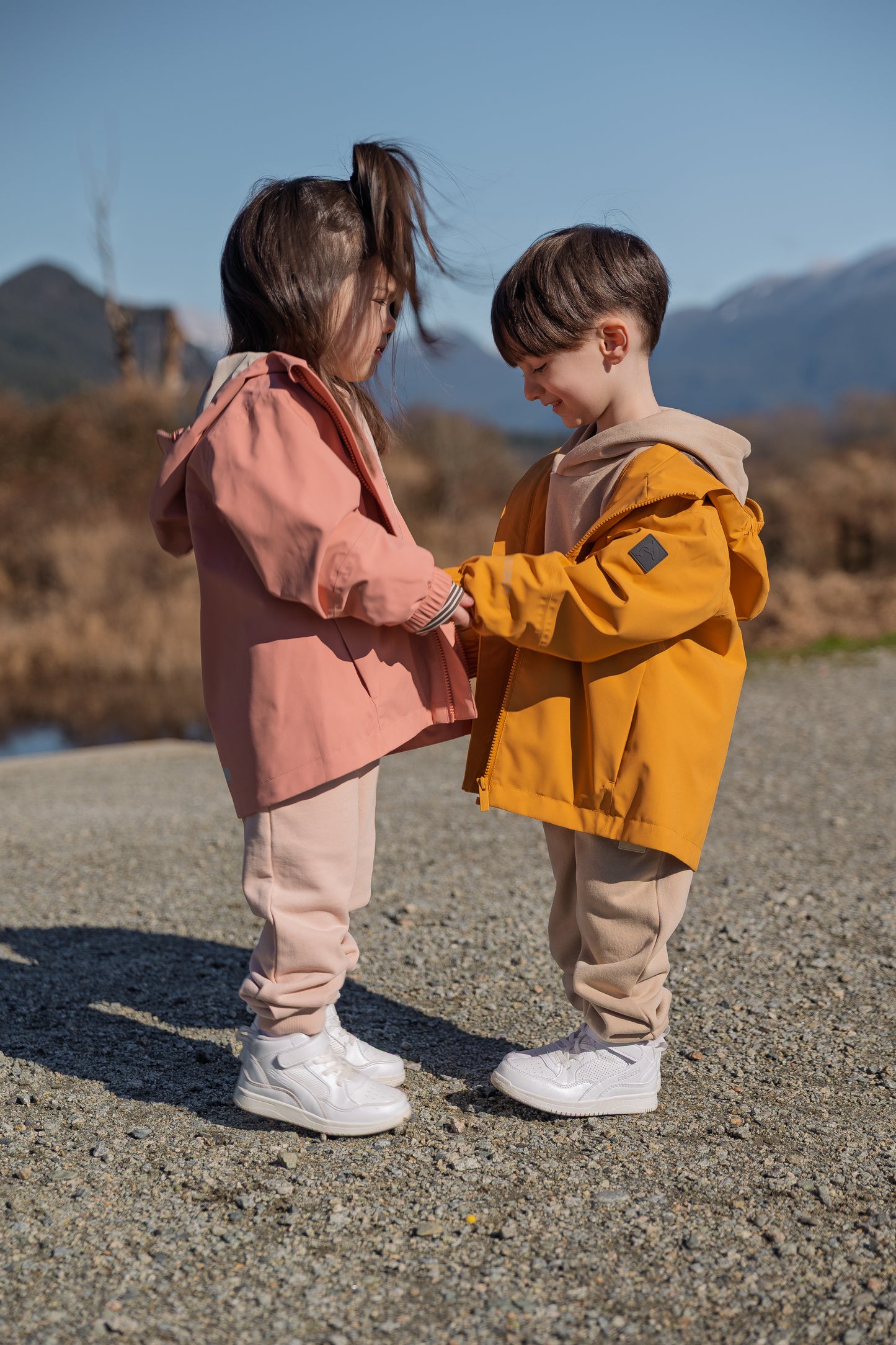 TOFINO Jacket Waterproof Packable Technical - Spring/Summer - Cameo / Cherry