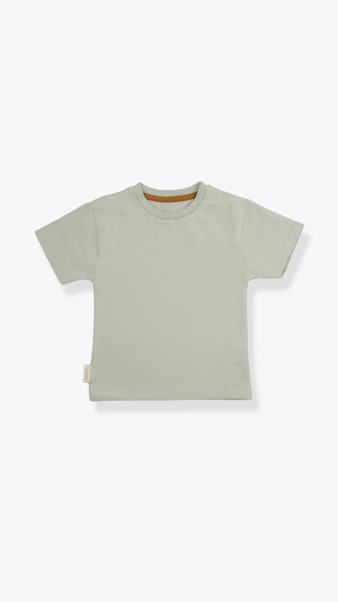 Organic cotton kids tee in sage green – front view