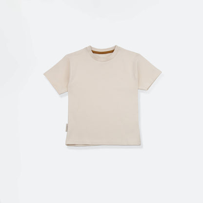 Organic cotton kids tee in oat beige – front view
